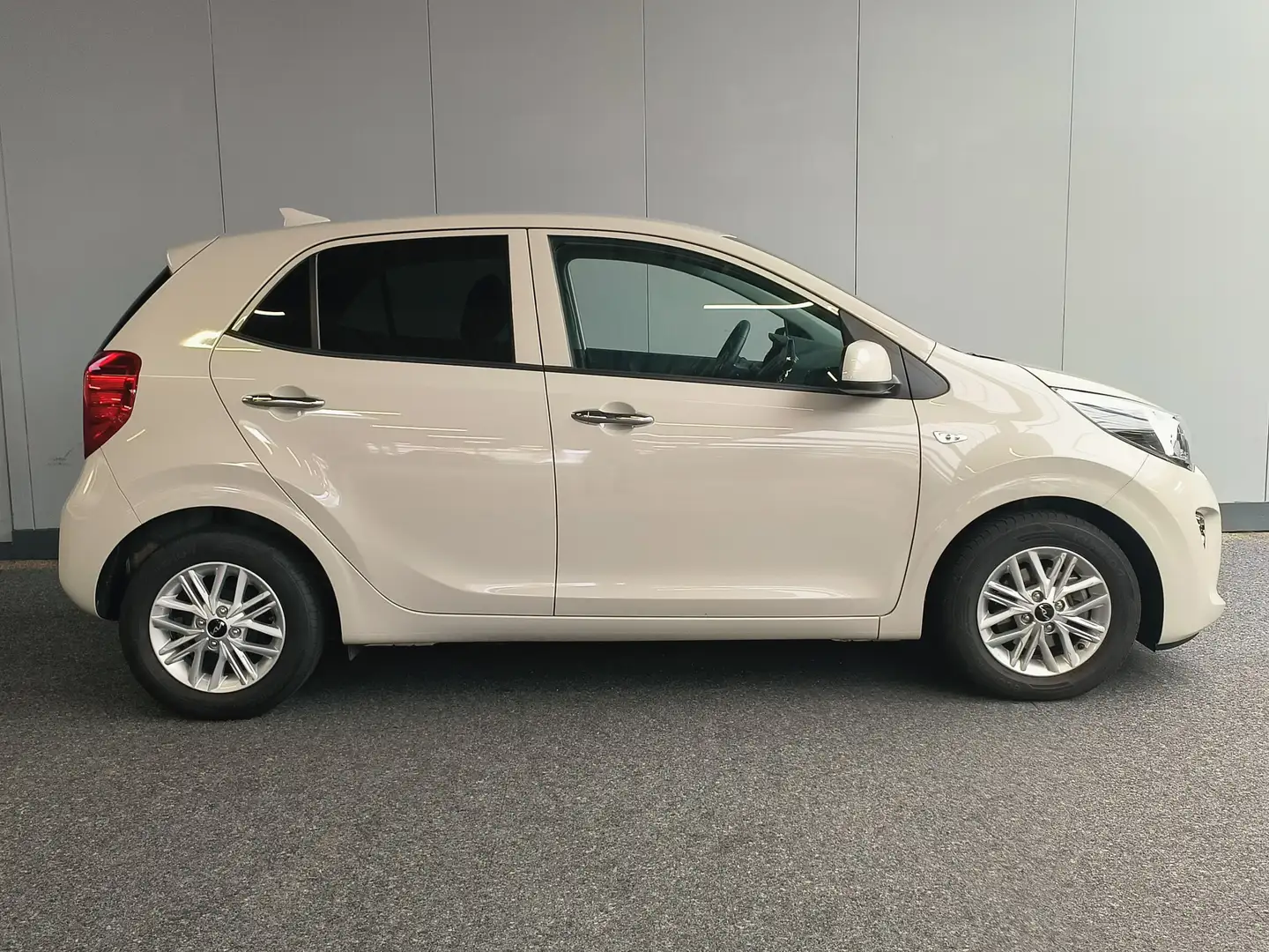 Kia Picanto 1.0 DPi DynamicLine AUTOMAAT uit 2024 Rijklaar + F Grijs - 2