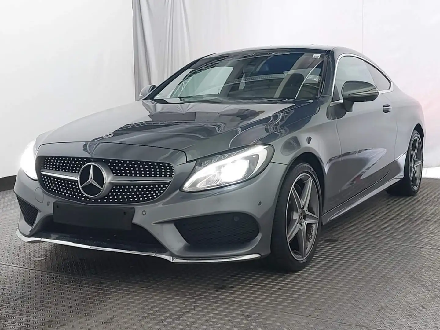 Mercedes-Benz 250 C  AMG Grau - 1