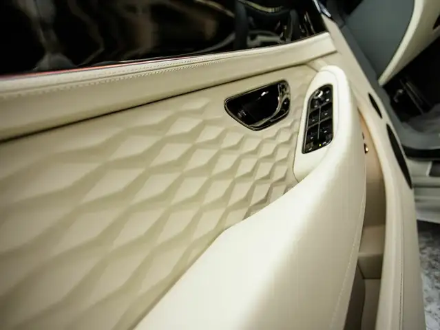 Bentley Continental GTC Speed V8 Hybrid Ansicht 36