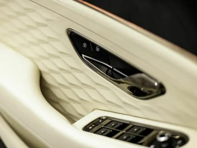 Bentley Continental GTC Speed V8 Hybrid Ansicht 34