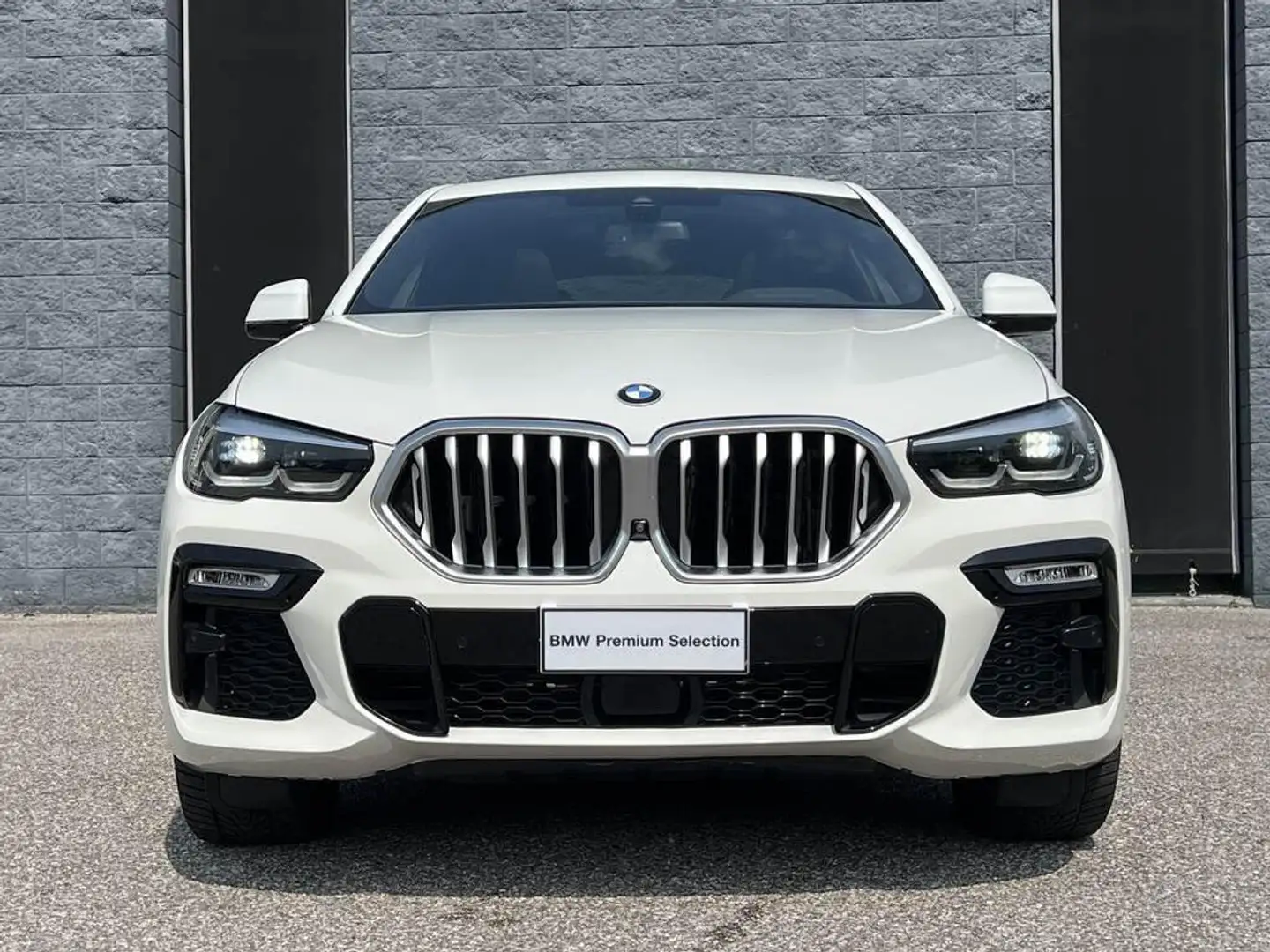 BMW X6 xdrive30d mhev 48V Msport auto Bianco - 2