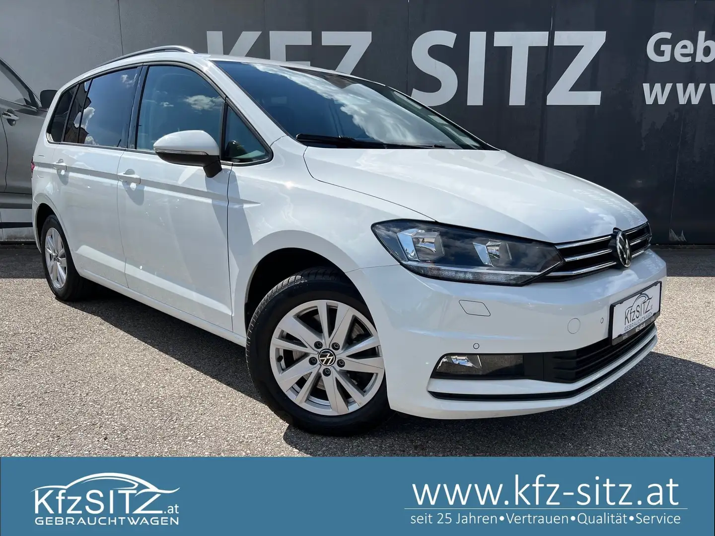 Volkswagen Touran Comfortline 2,0 TDI | NAVI PRO/VIRTUAL Weiß - 1