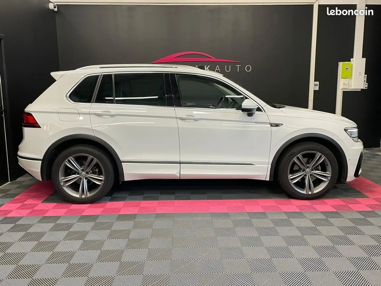Volkswagen Tiguan 1.4 TSI ACT 150 BMT DSG6 R-Line TOIT OUVRANT SECONDE MAIN ENTRETIEN COMPLET VW Blanc - 2