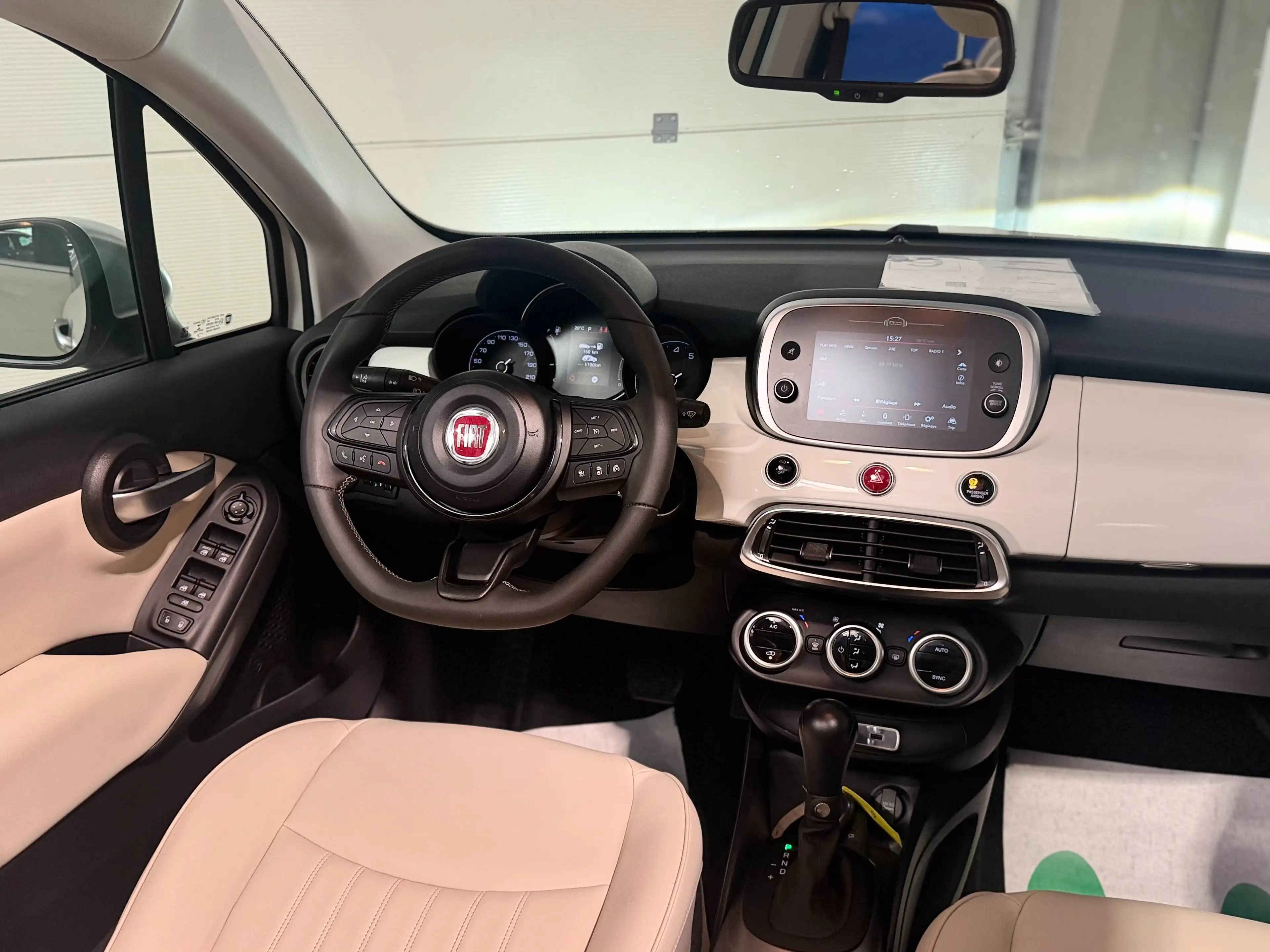 Fiat 500X Dolcevita 1.5 Hybrid Sport, Camera de recul, GPS, Sièges en cuir — photo 23