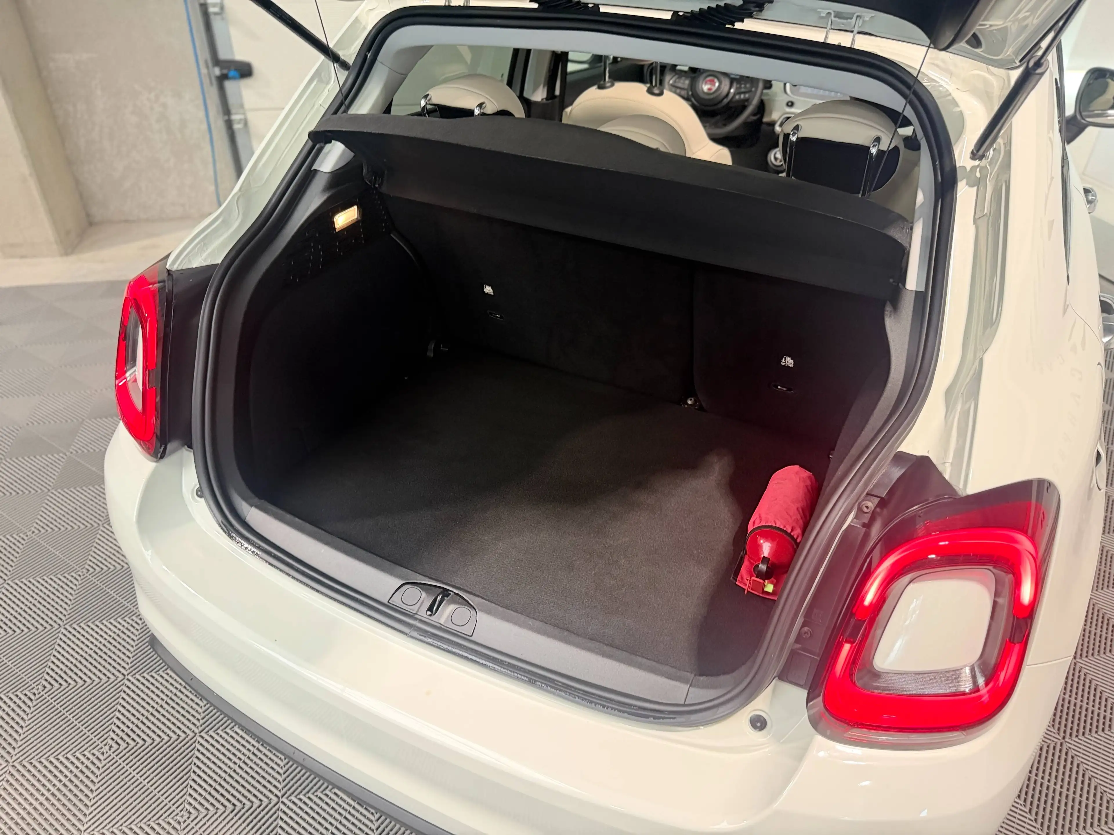 Fiat 500X Dolcevita 1.5 Hybrid Sport, Camera de recul, GPS, Sièges en cuir — photo 17