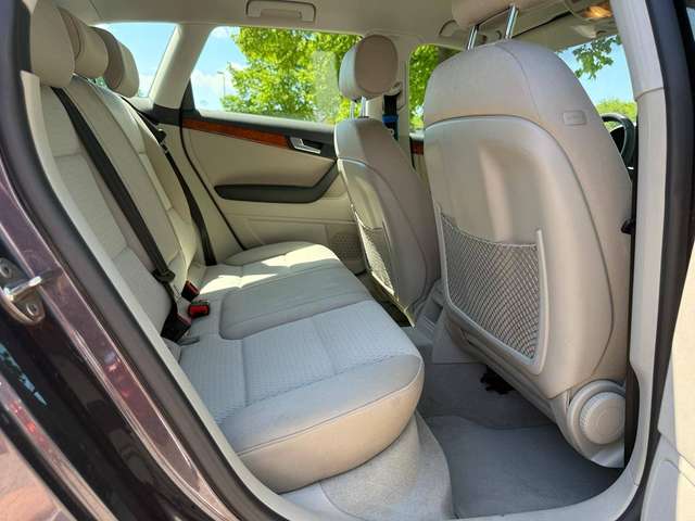 Audi A3 DSG Sportback 1.4 TFSI LED Bi-Xenon - Bild 12