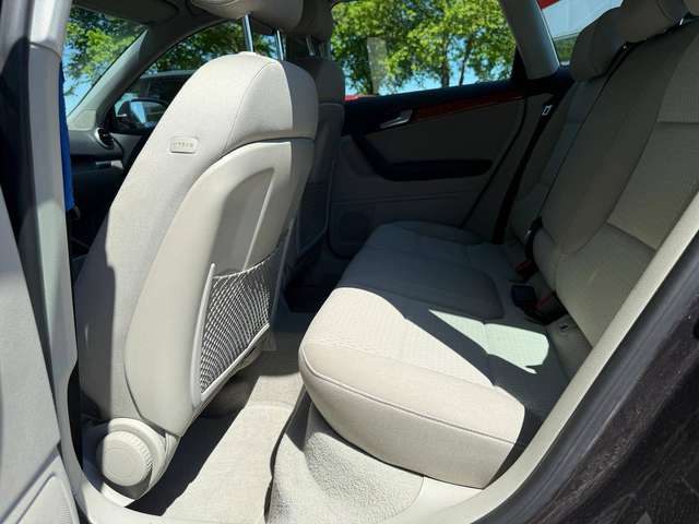 Audi A3 DSG Sportback 1.4 TFSI LED Bi-Xenon - Bild 13