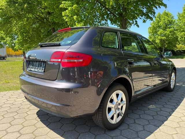 Audi A3 DSG Sportback 1.4 TFSI LED Bi-Xenon - Bild 3