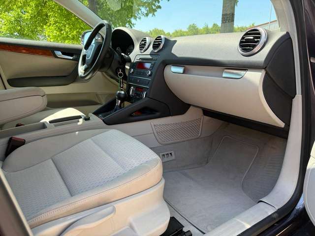 Audi A3 DSG Sportback 1.4 TFSI LED Bi-Xenon - Bild 9