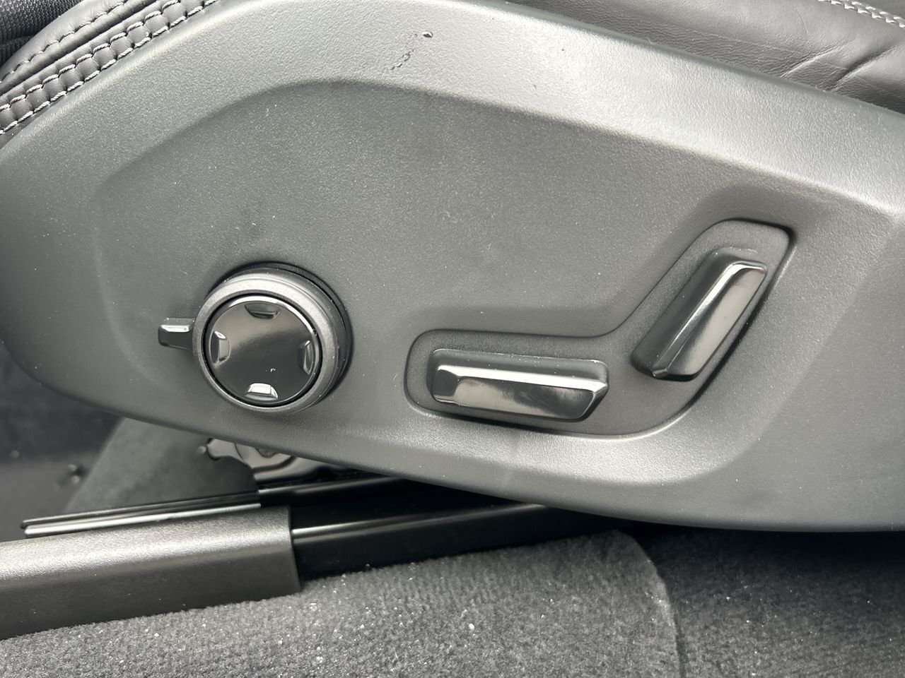 2026 Volvo XC90 Ultra 7-Seater (Dark Theme) Protection Package | H thumb 20