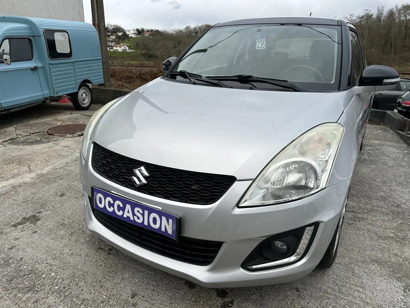 Suzuki Swift 1.3 DDIS75 SO COLOR 3P - 2