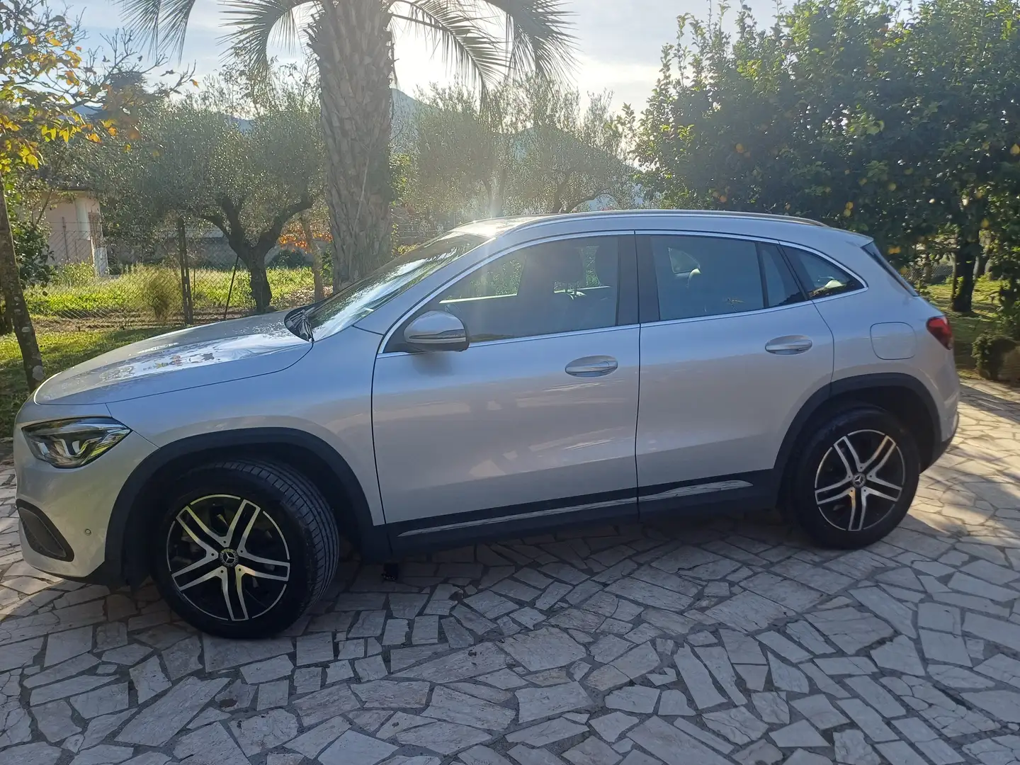 Mercedes-Benz GLA 180 GLA 180 d Business auto - 2