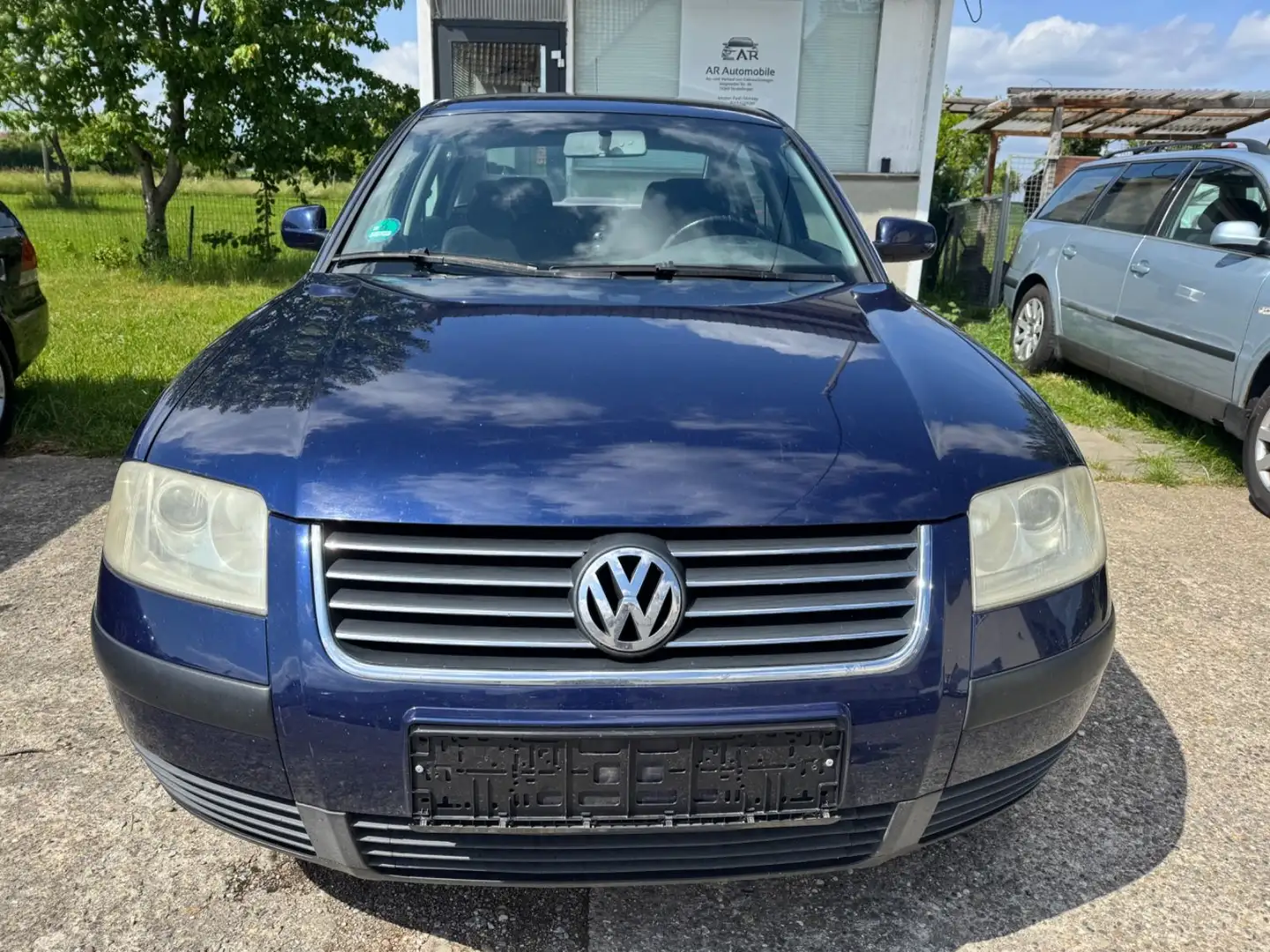 Volkswagen Passat 1.6  Lim. Basis*01/2026* Blau - 2