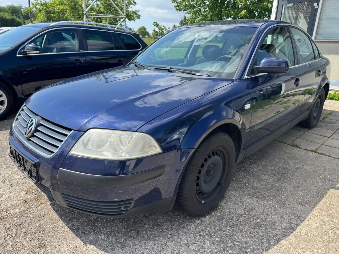 Volkswagen Passat 1.6  Lim. Basis*01/2026* Blau - 1