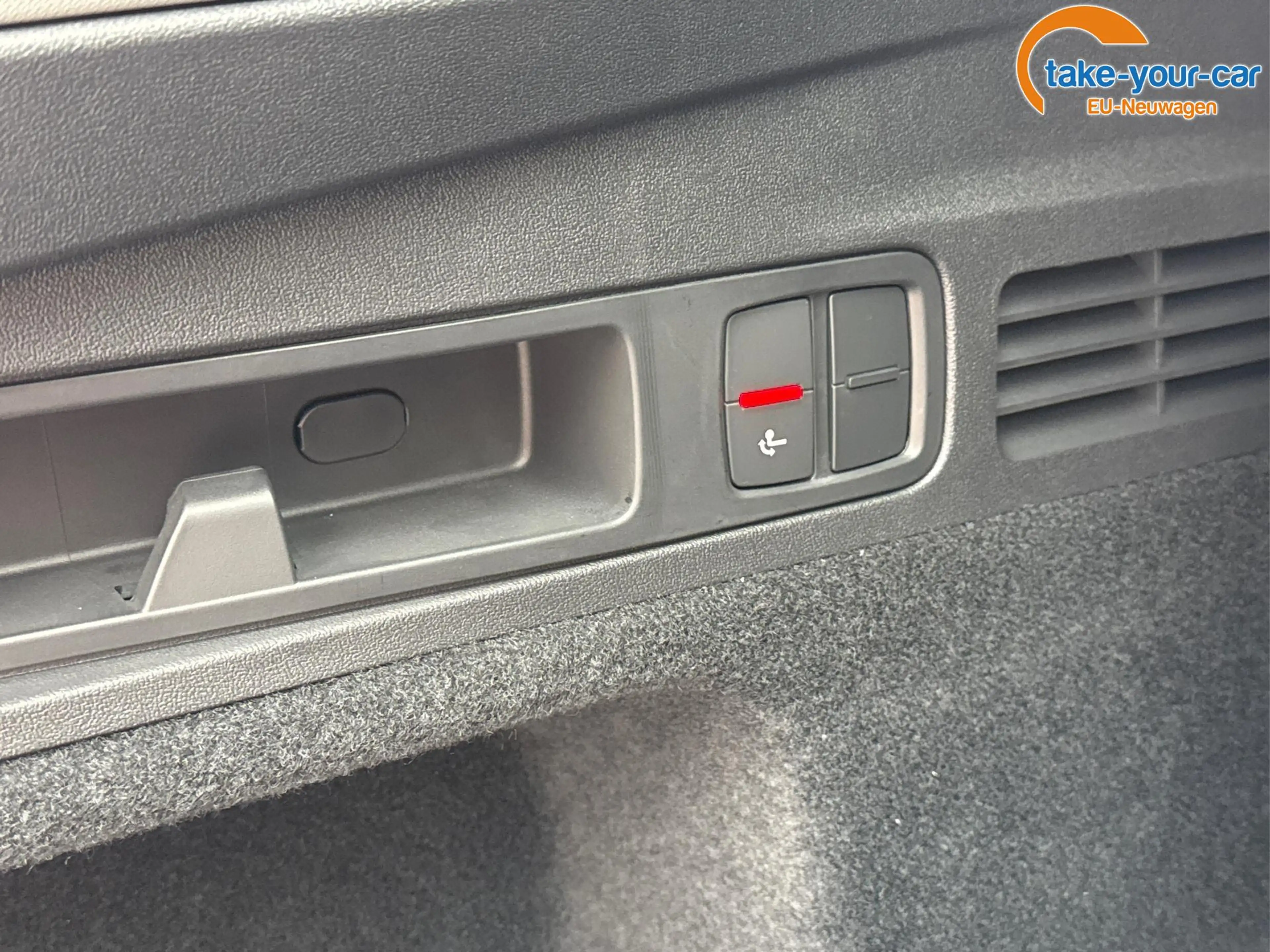 Audi Q5 QUATTRO+NAVI+KAMERA+AHK+SHZ+PDC+ACC TDI Quattro... — photo 13