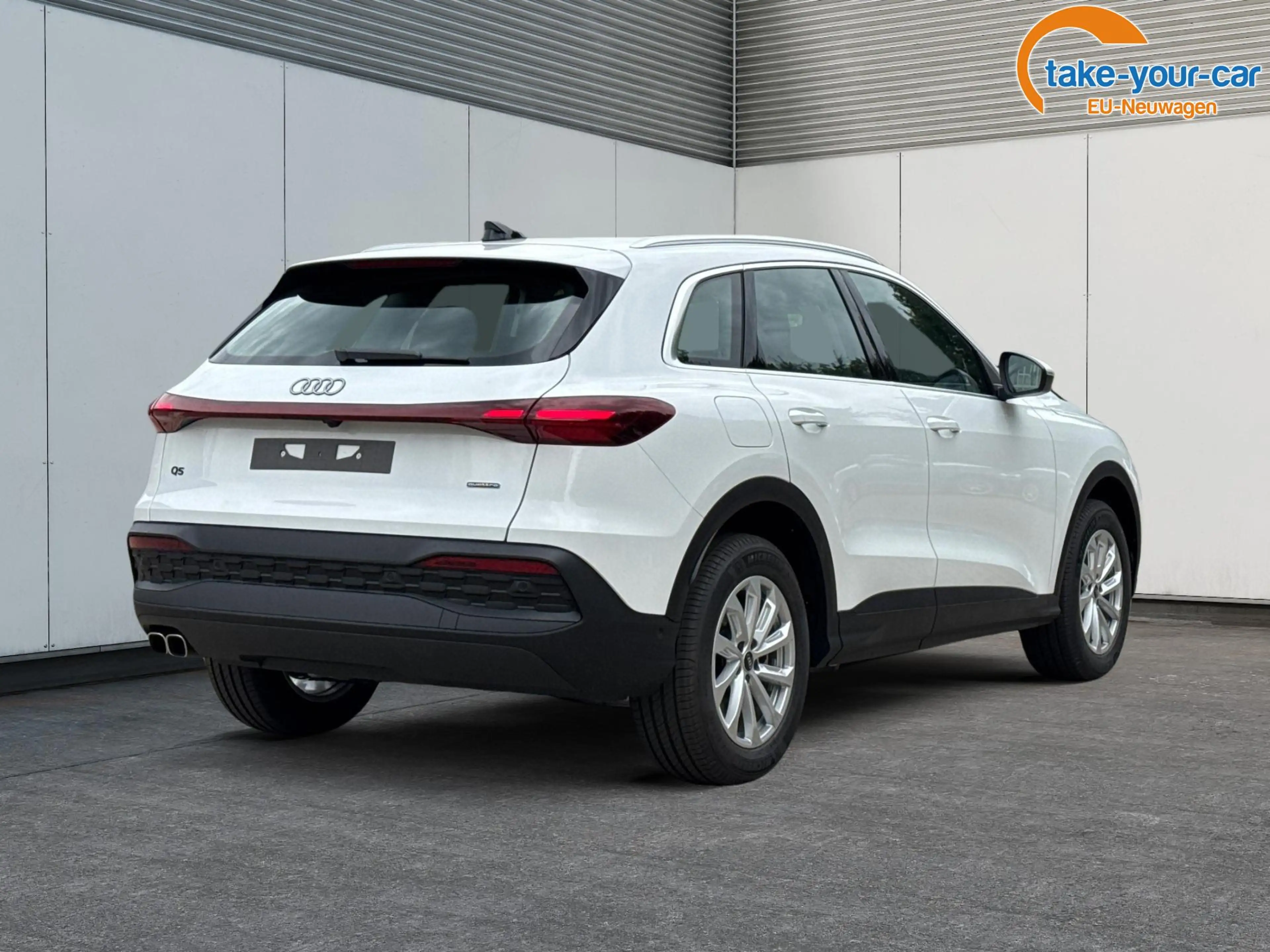 Audi Q5 QUATTRO+NAVI+KAMERA+AHK+SHZ+PDC+ACC TDI Quattro... — photo 3