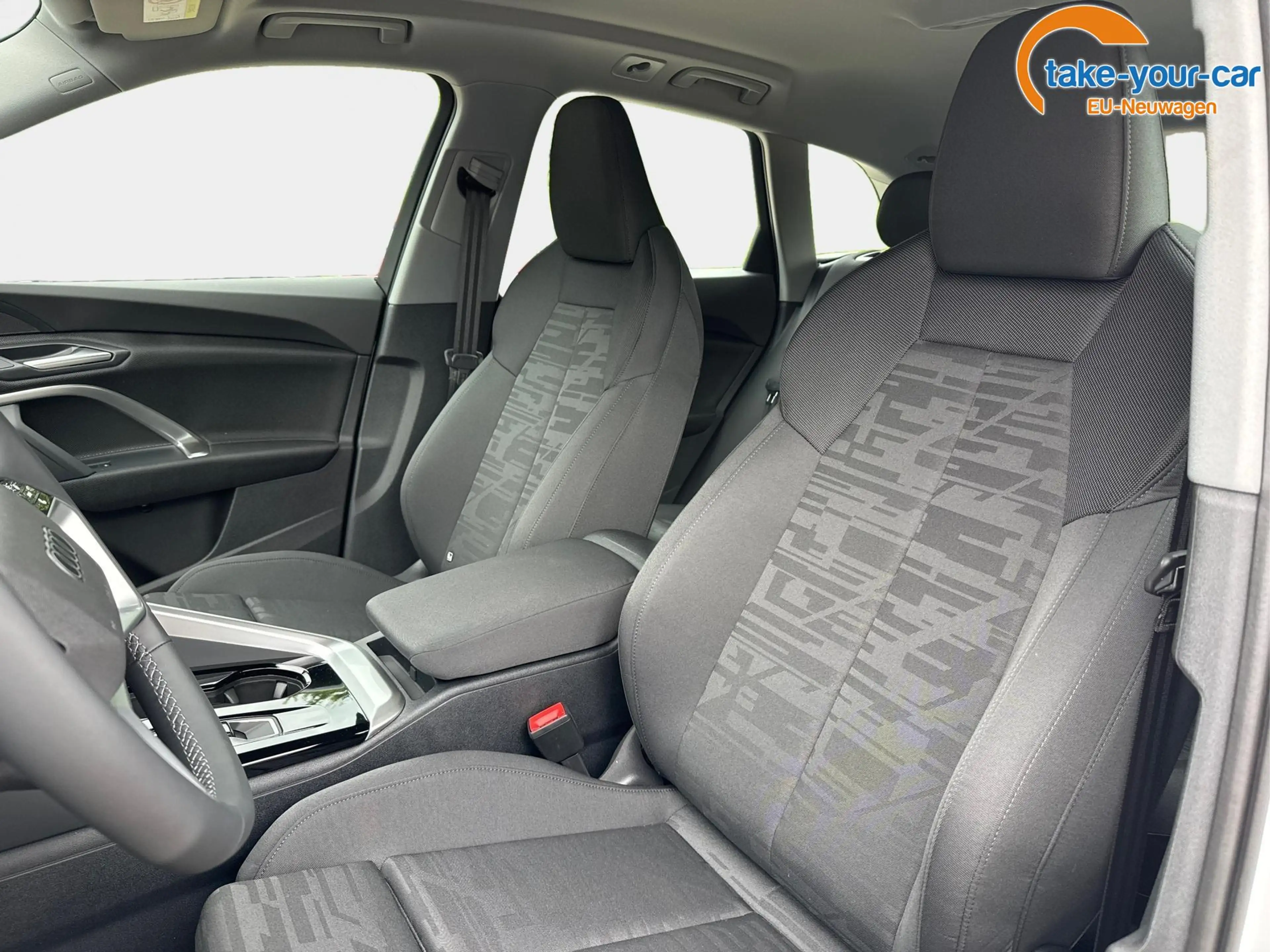 Audi Q5 QUATTRO+NAVI+KAMERA+AHK+SHZ+PDC+ACC TDI Quattro... — photo 17