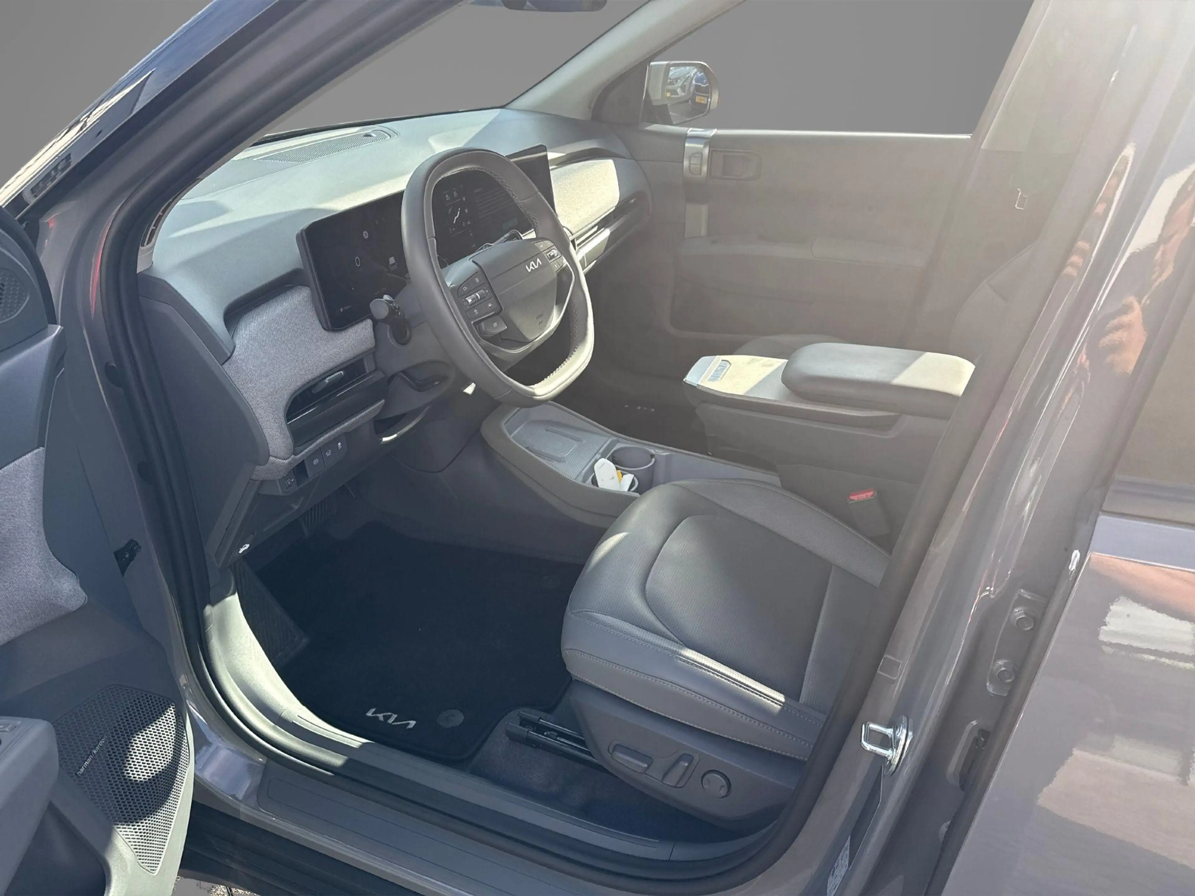 Kia EV3 Plus Advanced 58.3 kWh | STOEL EN STUURVERWARMING — photo 10