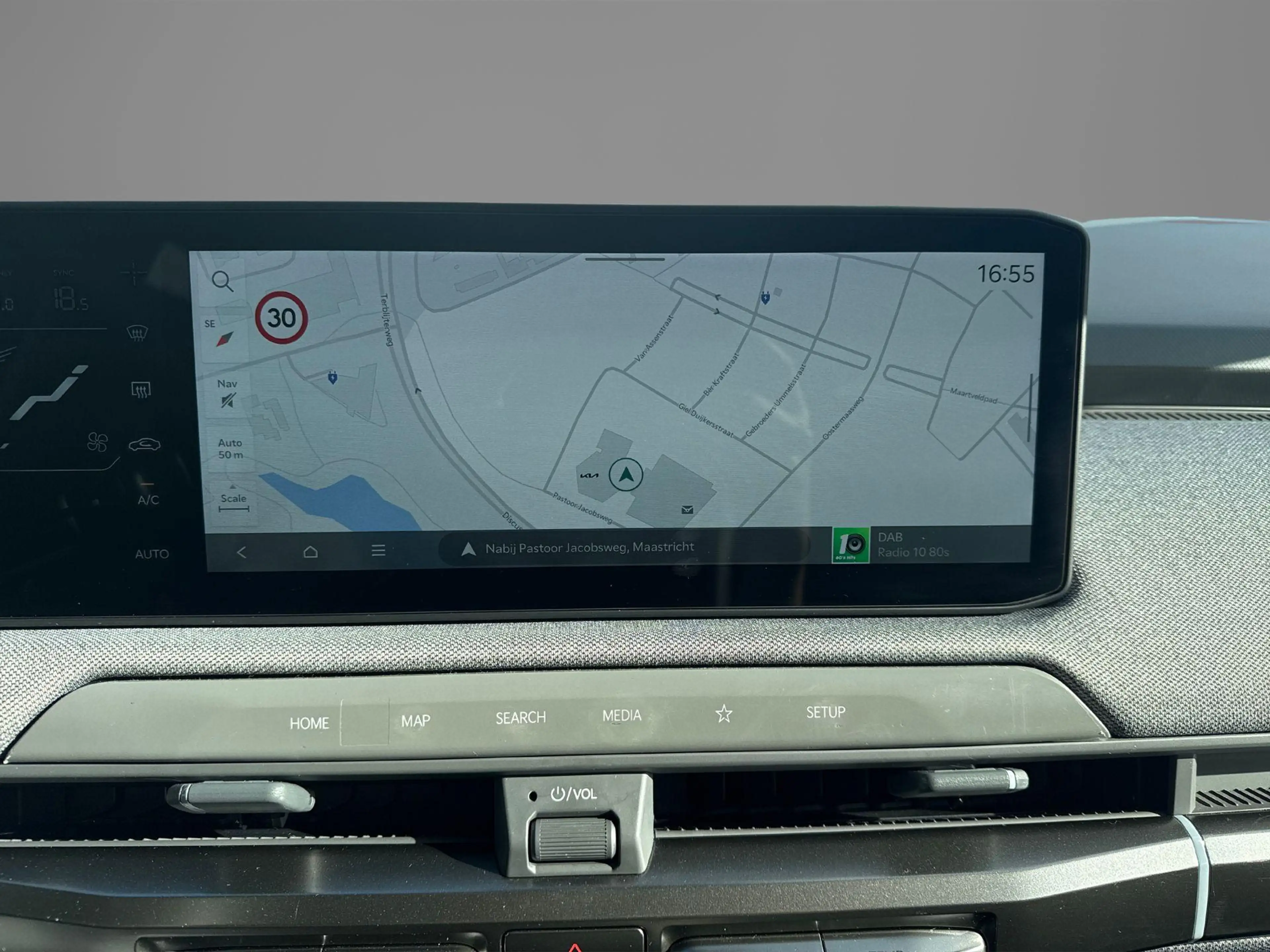 Kia EV3 Plus Advanced 58.3 kWh | STOEL EN STUURVERWARMING — photo 14