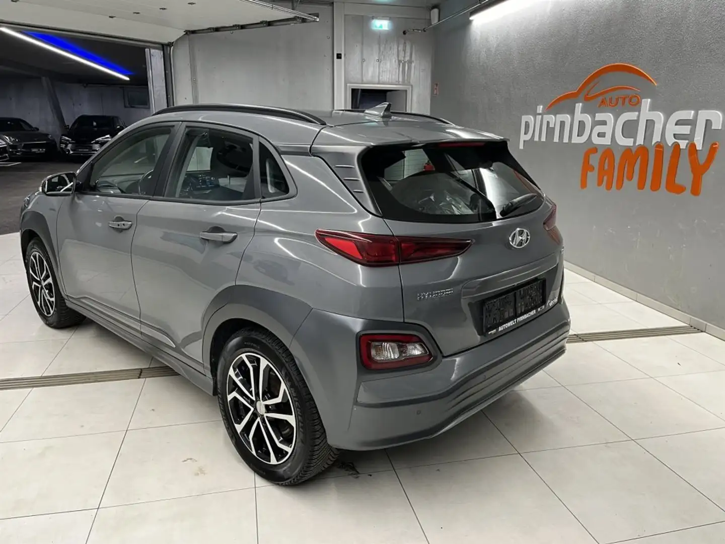 Hyundai KONA ELEKTRO Level5 Style 39 KWH Grau - 2