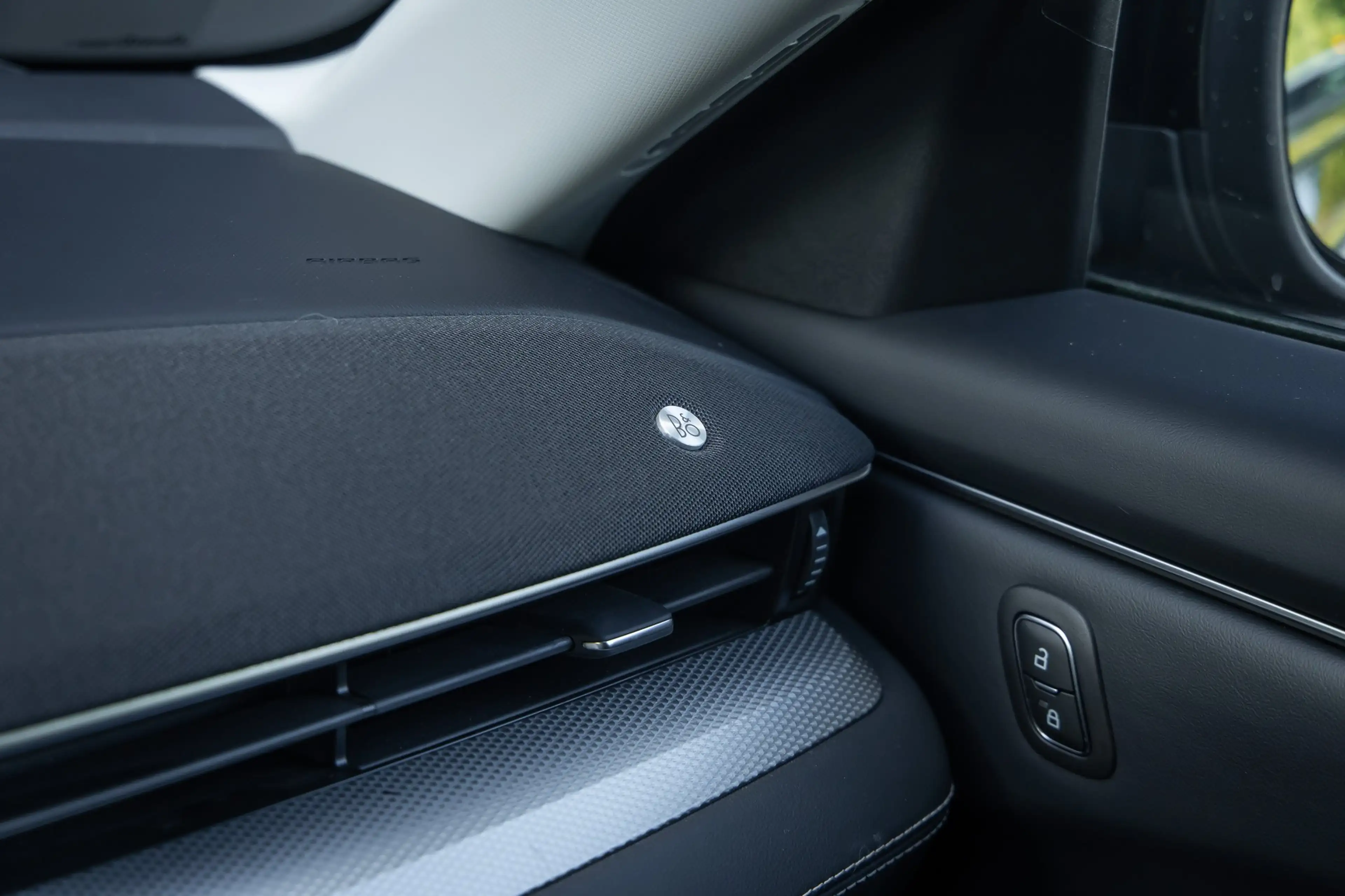 Ford Mustang Mach-E RWD 75 kWh | 360-camera | B&O Audio | Leder | Tech — photo 32