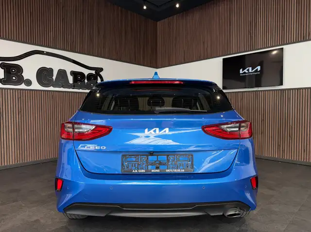 Kia Ceed view 5