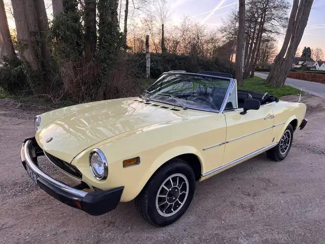 Fiat 124 Spider 1800 Sport