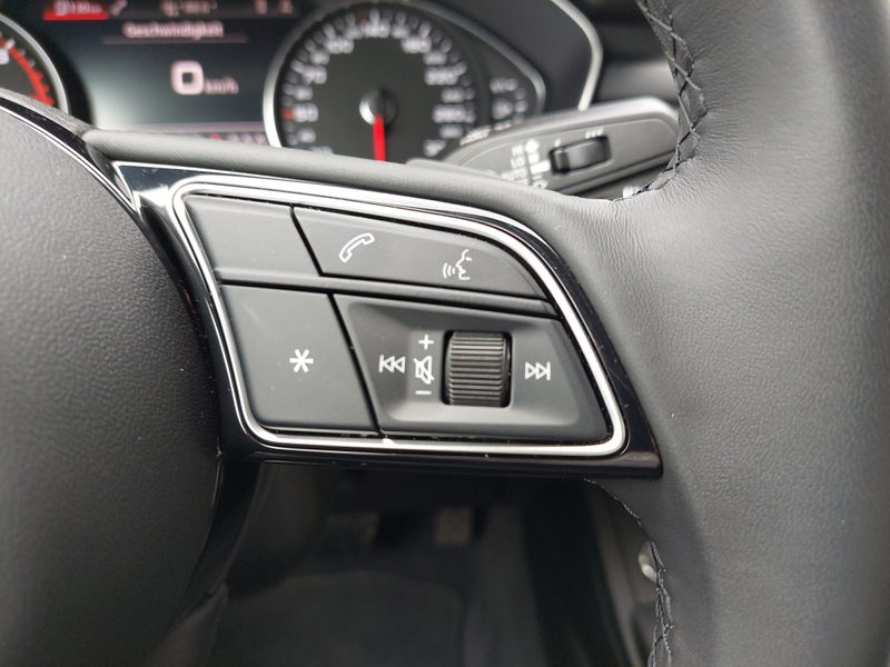 Audi A4 35 TFSI S-line S-tronic — photo 16