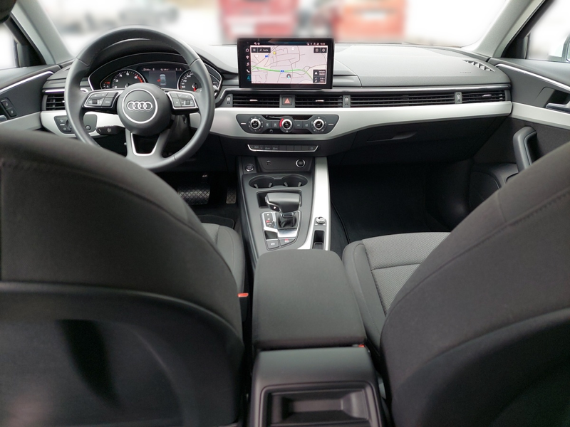 Audi A4 35 TFSI S-line S-tronic — photo 4