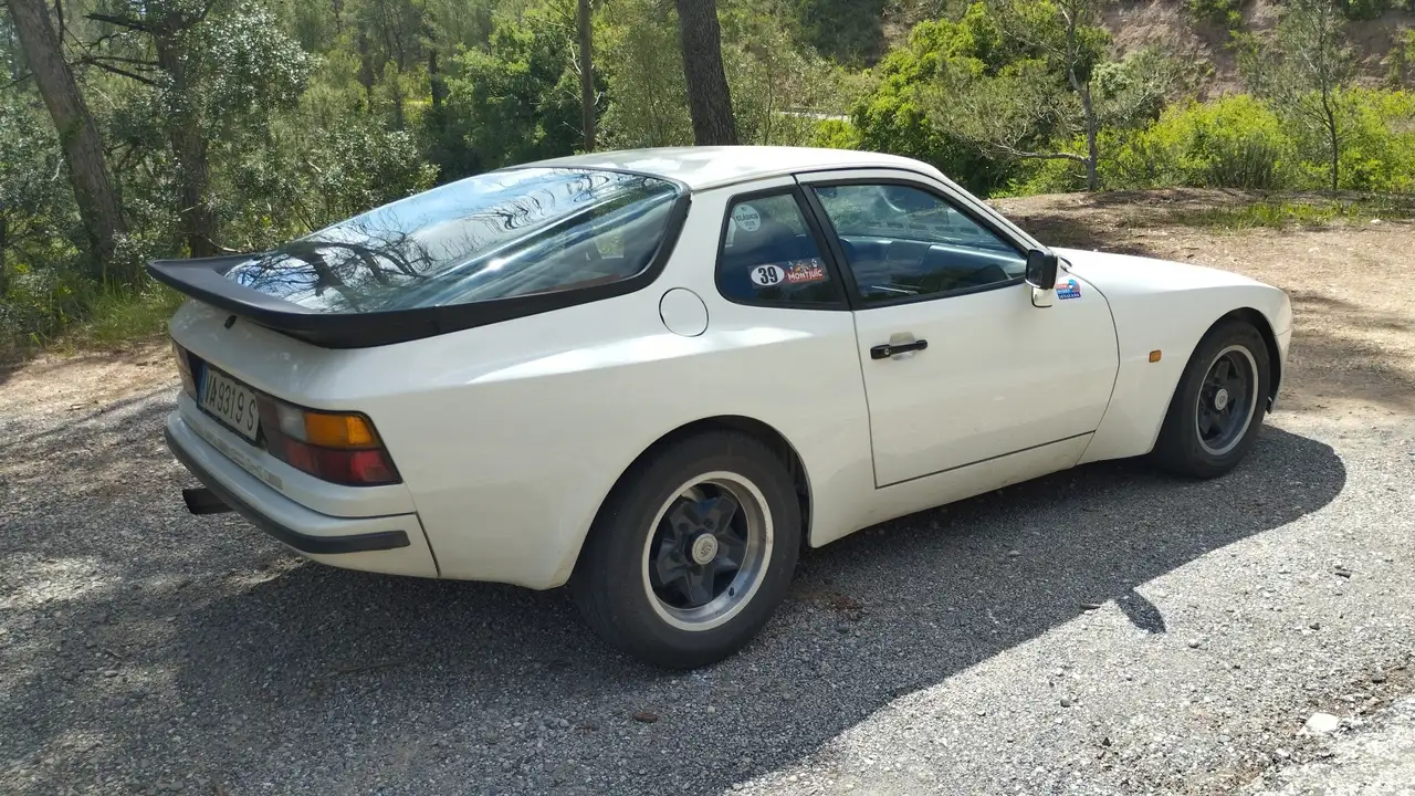 Porsche 944 2.5, foto 3