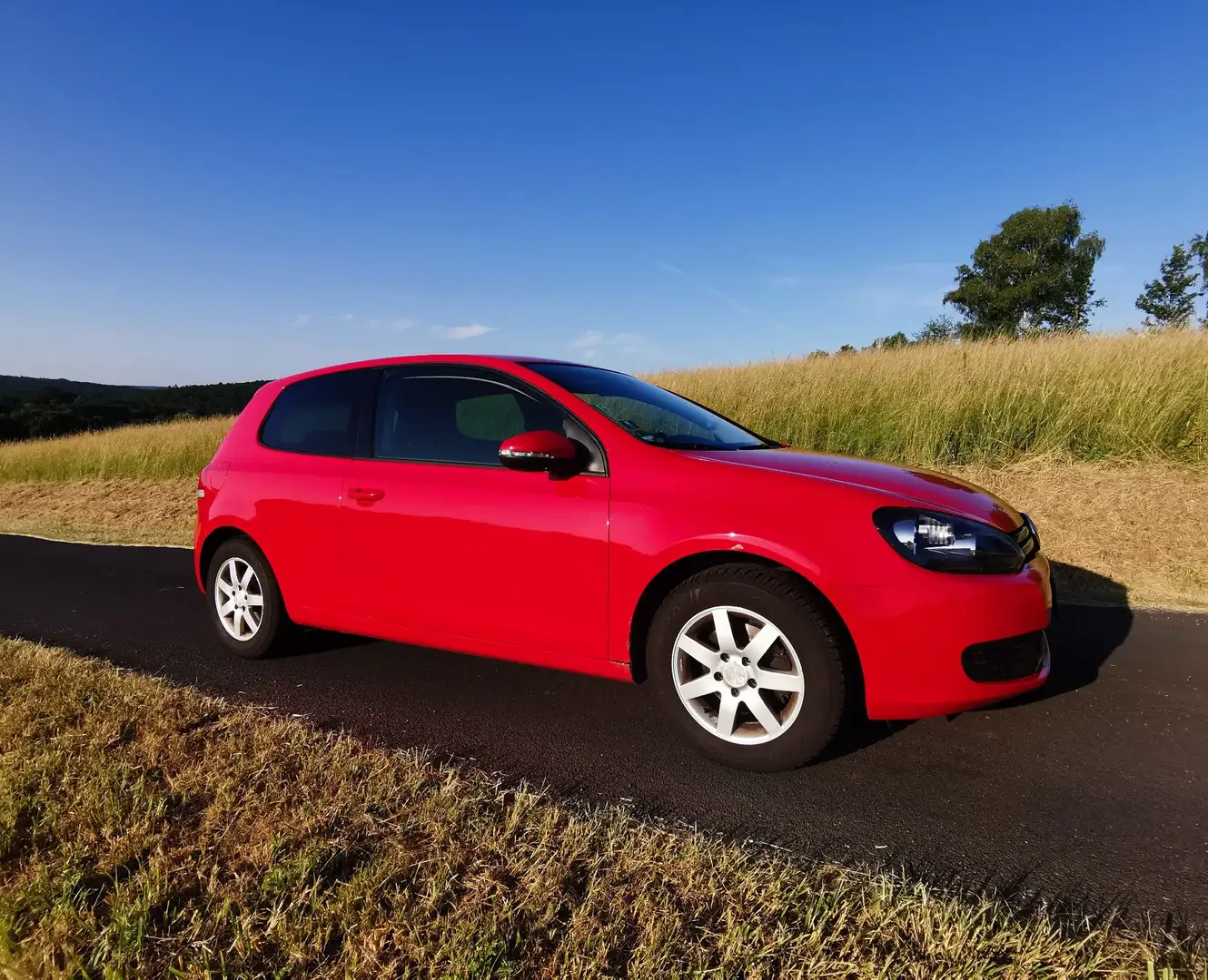 Volkswagen Golf Trendline Rot - 2