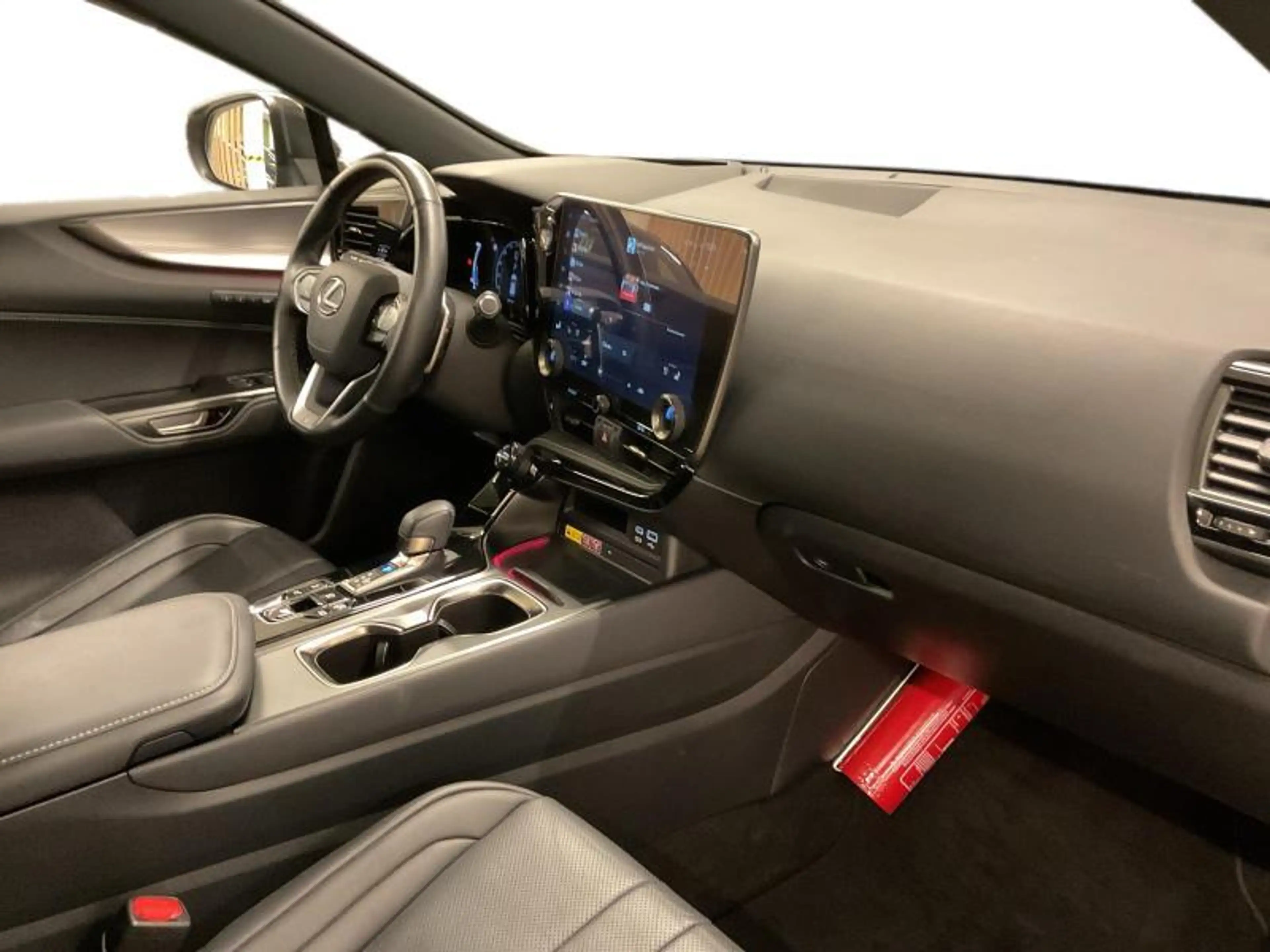 Lexus NX 450h+ F-SPORT LINE + T.O — photo 6