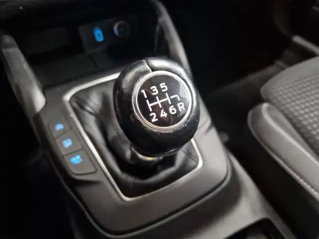 Ford Focus view 17