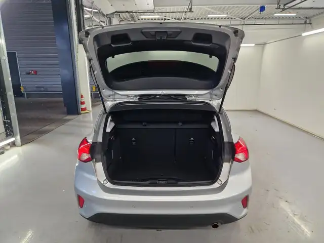 Ford Focus view 7