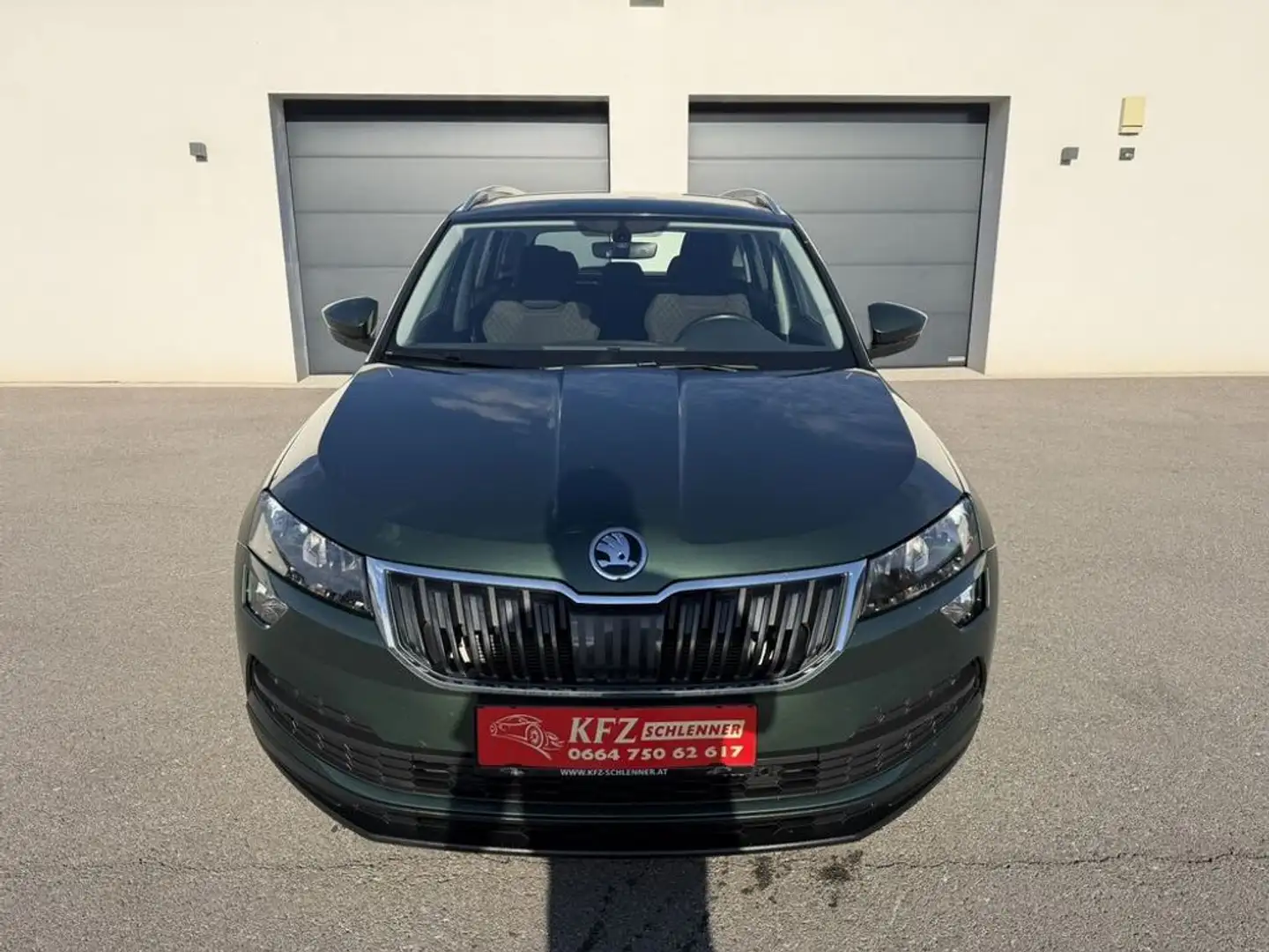 Skoda Karoq Ambition 4x4 DSG/AHK/ACC Grün - 2
