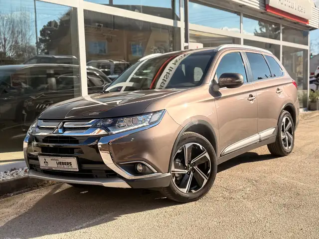 Mitsubishi Outlander SUV-Star #RFK+SHZ+AHK+WR#