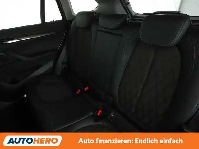 BMW X1 view 14
