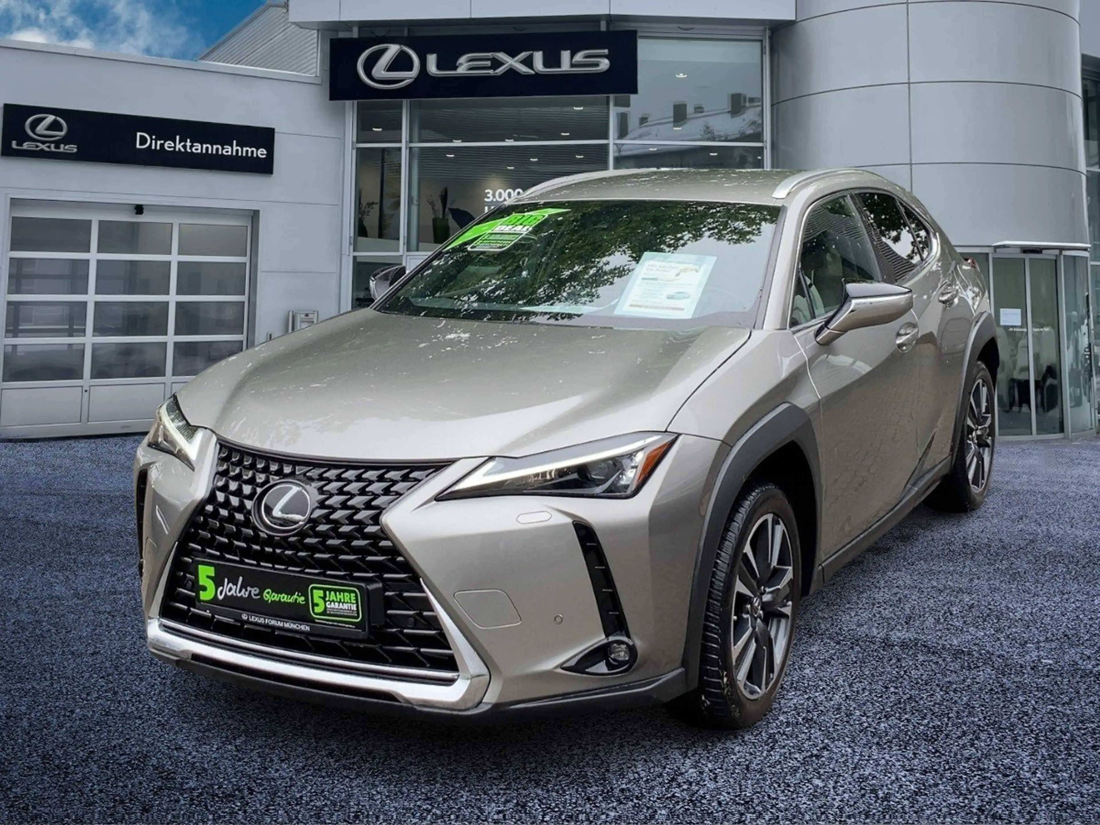 Lexus UX 250h UX 250 h Style Edition zuverlässiger Crossover