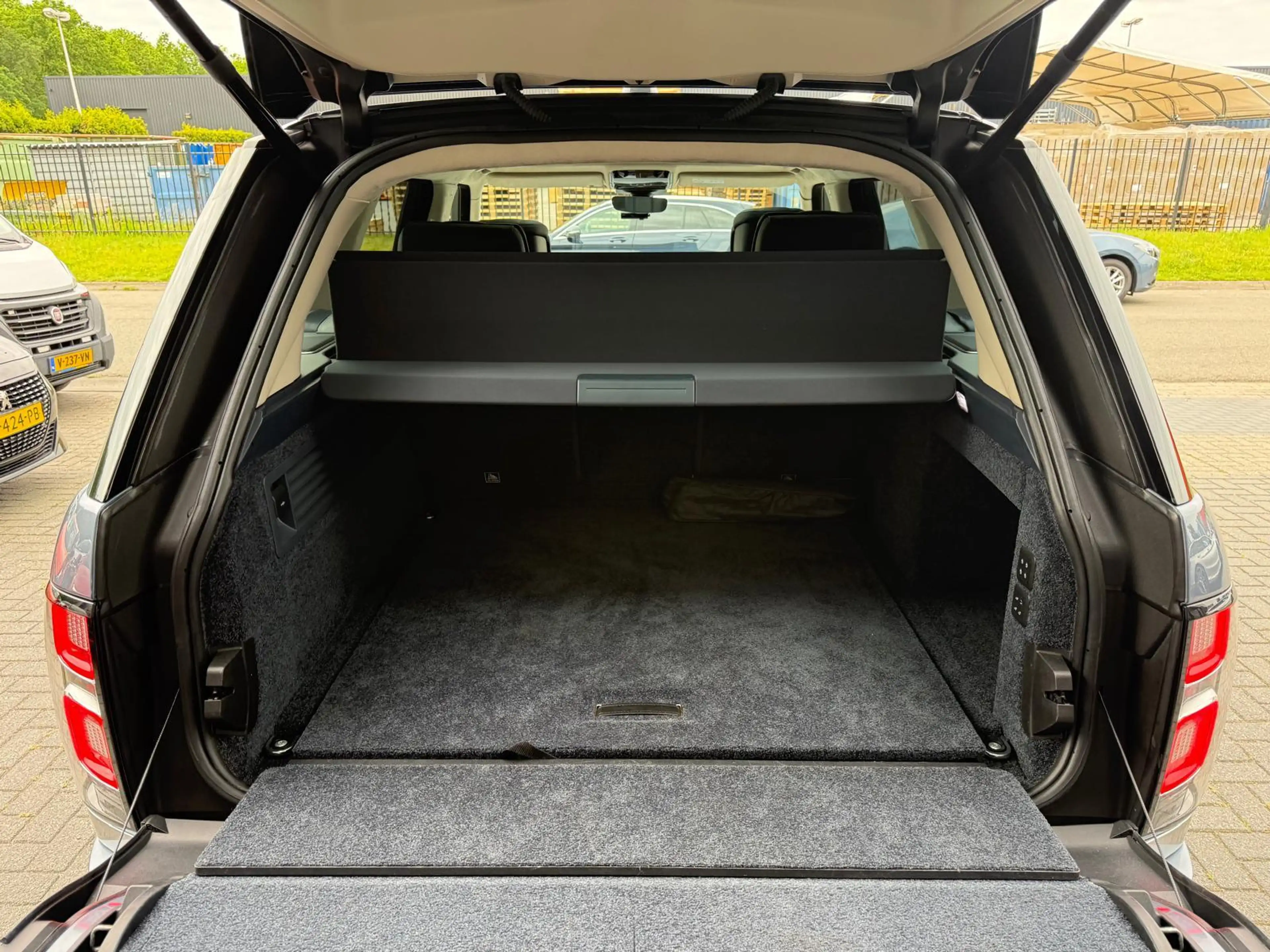 Land Rover Range Rover 3.0 TDV6 Autobiography | 3/6/12MND GARANTIE | PANO — photo 12