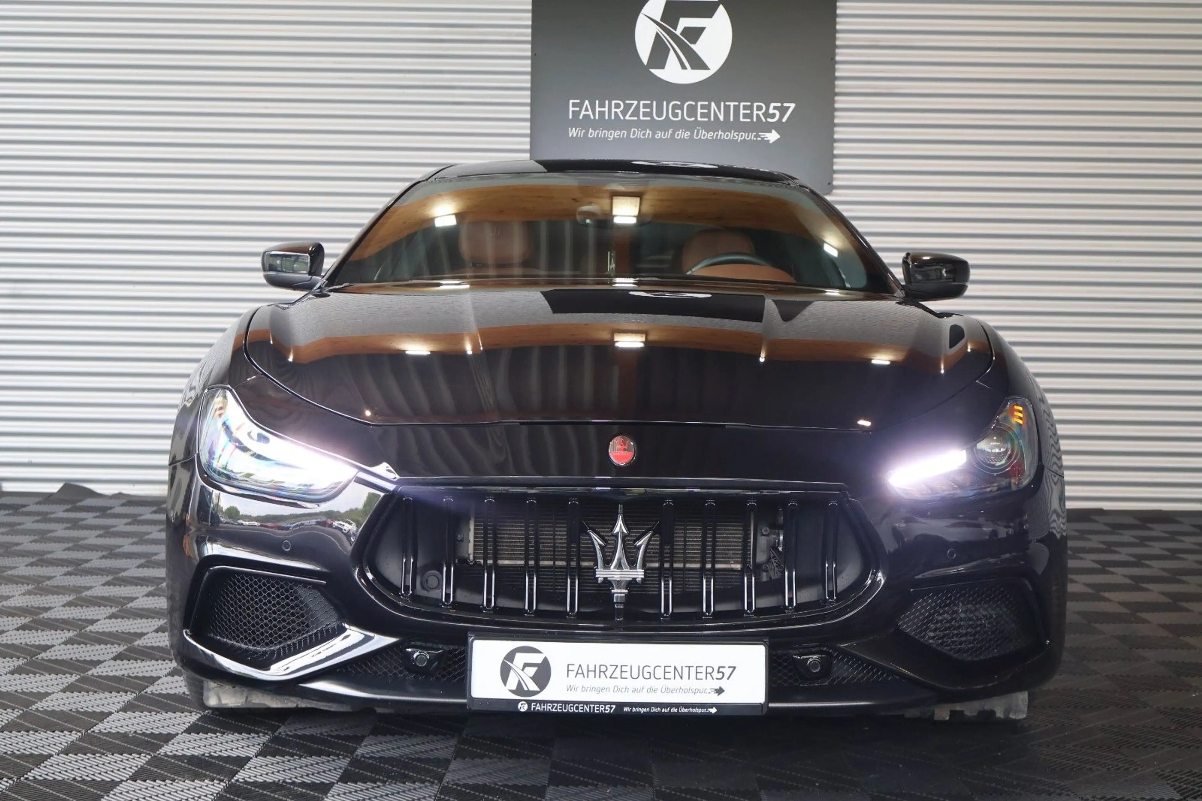 Maserati Ghibli S Q4 V6 3.0L TROFEO OPTIK/CARPLAY/H&K/RFK — photo 4
