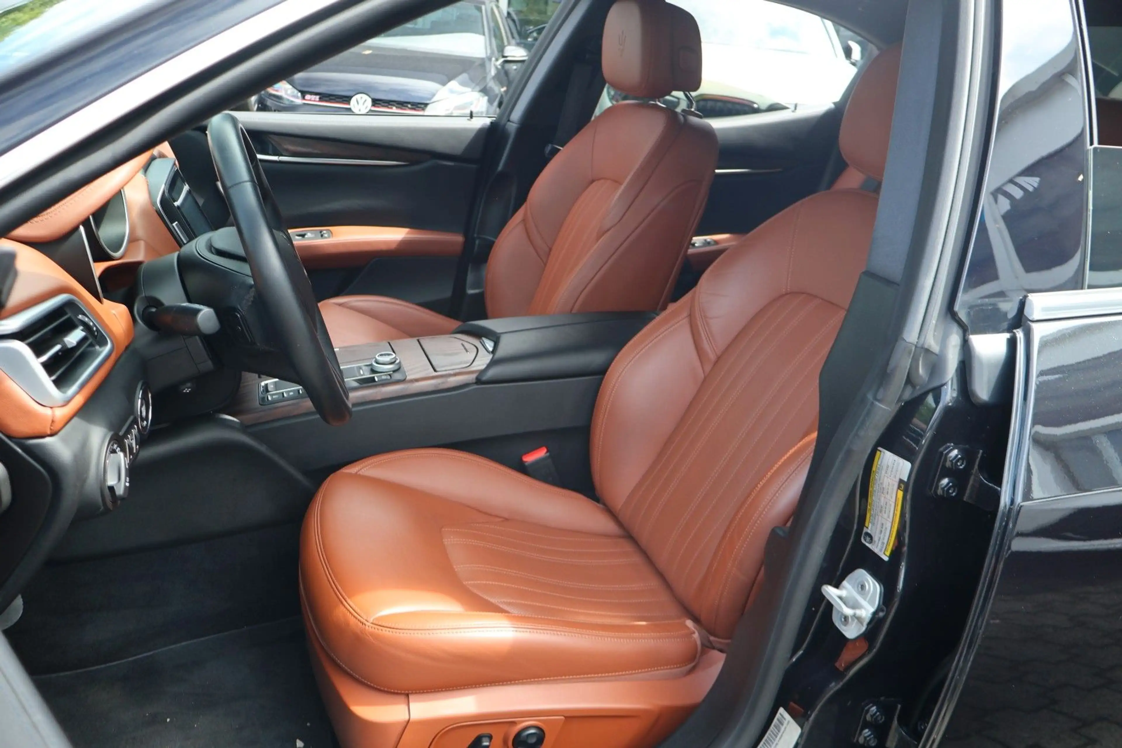 Maserati Ghibli S Q4 V6 3.0L TROFEO OPTIK/CARPLAY/H&K/RFK — photo 12