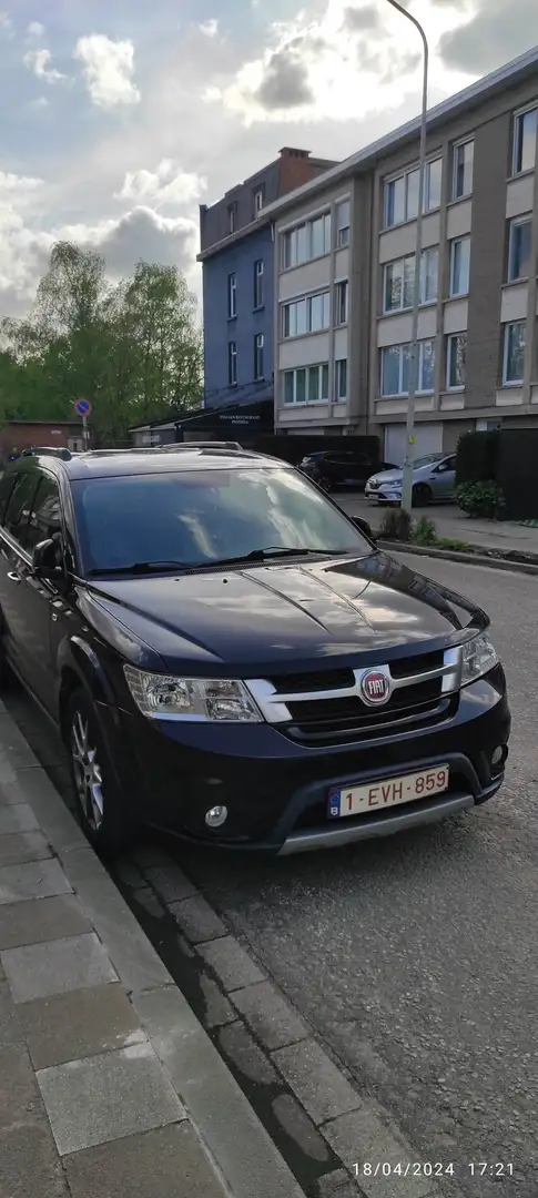 Fiat Freemont 2.0 MultiJet 4x4 Urban Zwart - 1