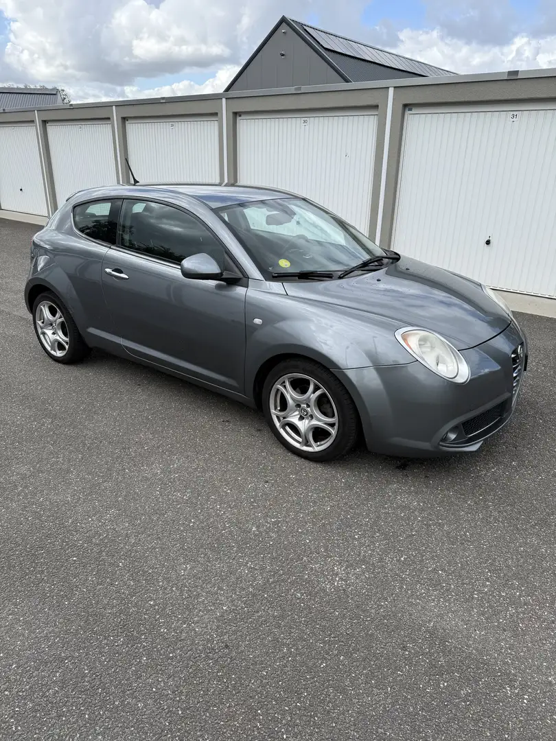 Alfa Romeo MiTo 1.3 JTDm ECO Essent. Grijs - 1