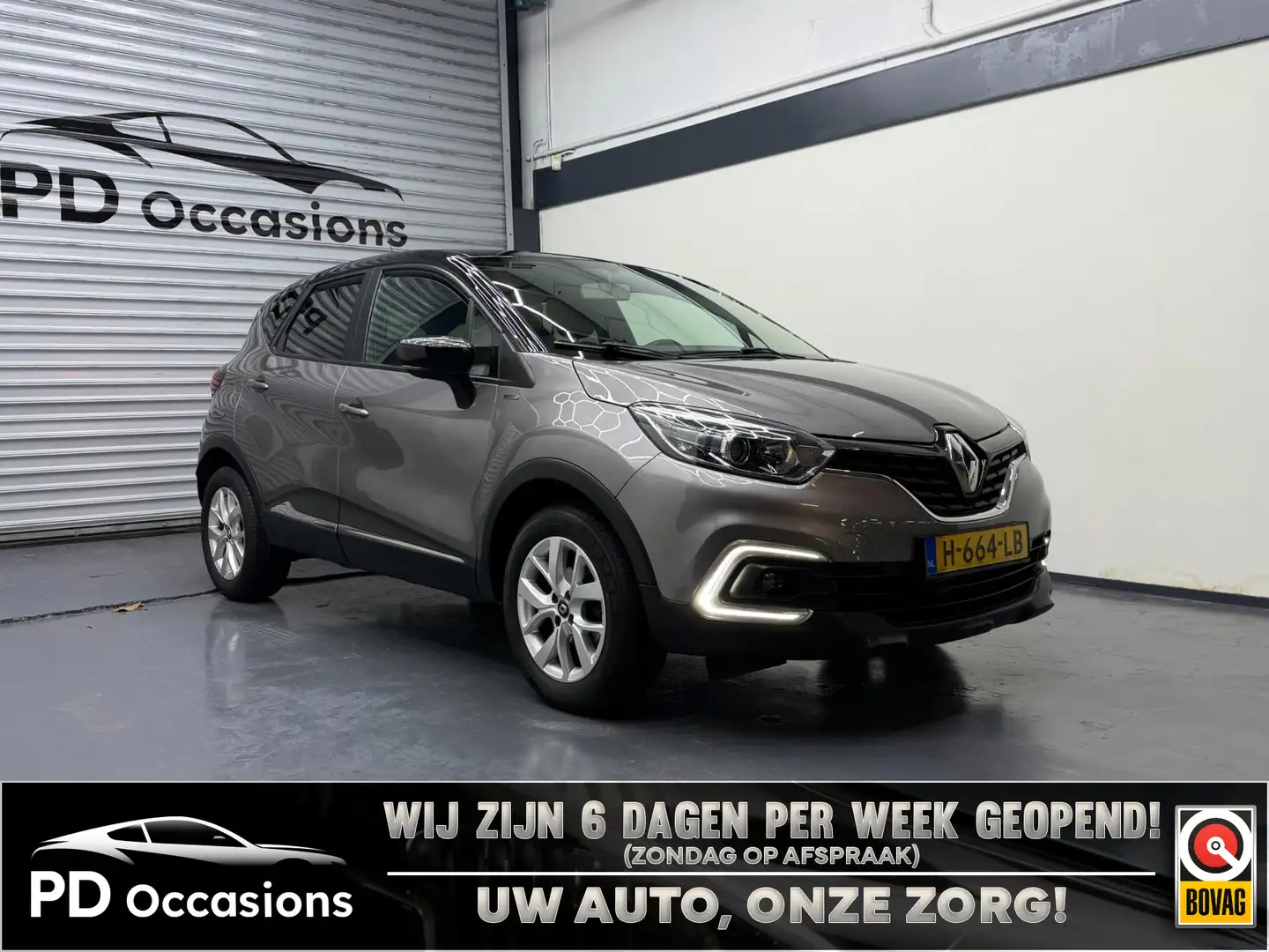 Renault Captur 0.9 TCe Limited -Navi - Airco - Sensoren - LM Velg Gris - 1