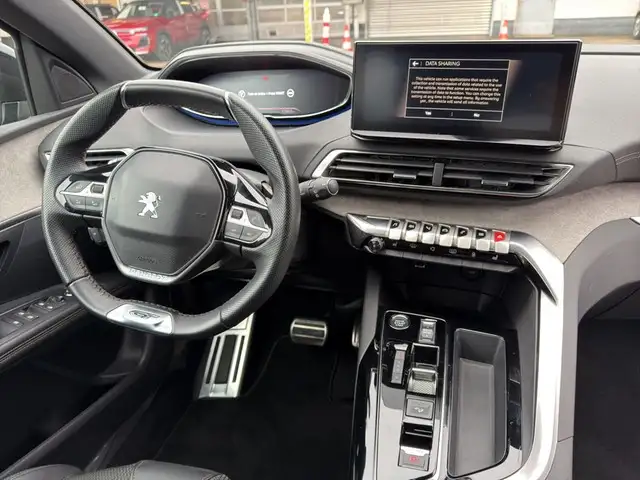 Peugeot 3008 view 10