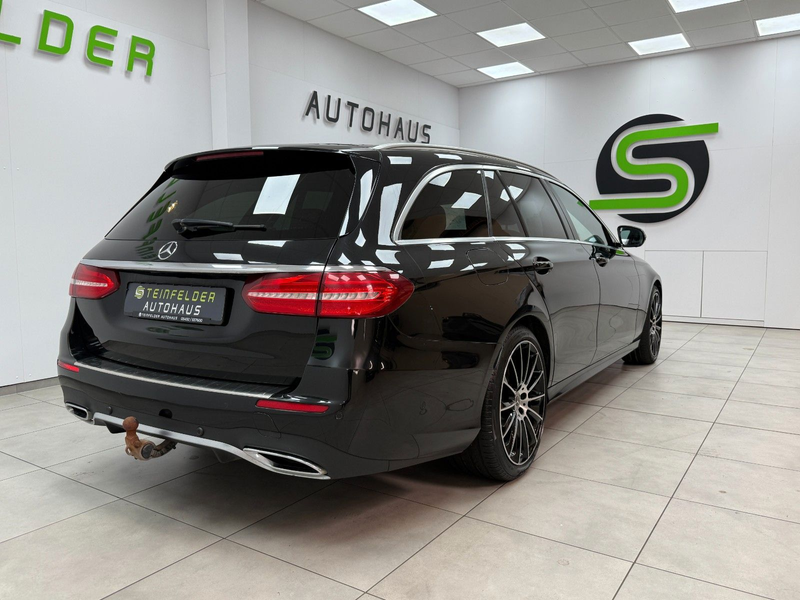 Mercedes-Benz E 350 d / AMG / BURMESTER / WIDESCREEN / 360° — photo 7