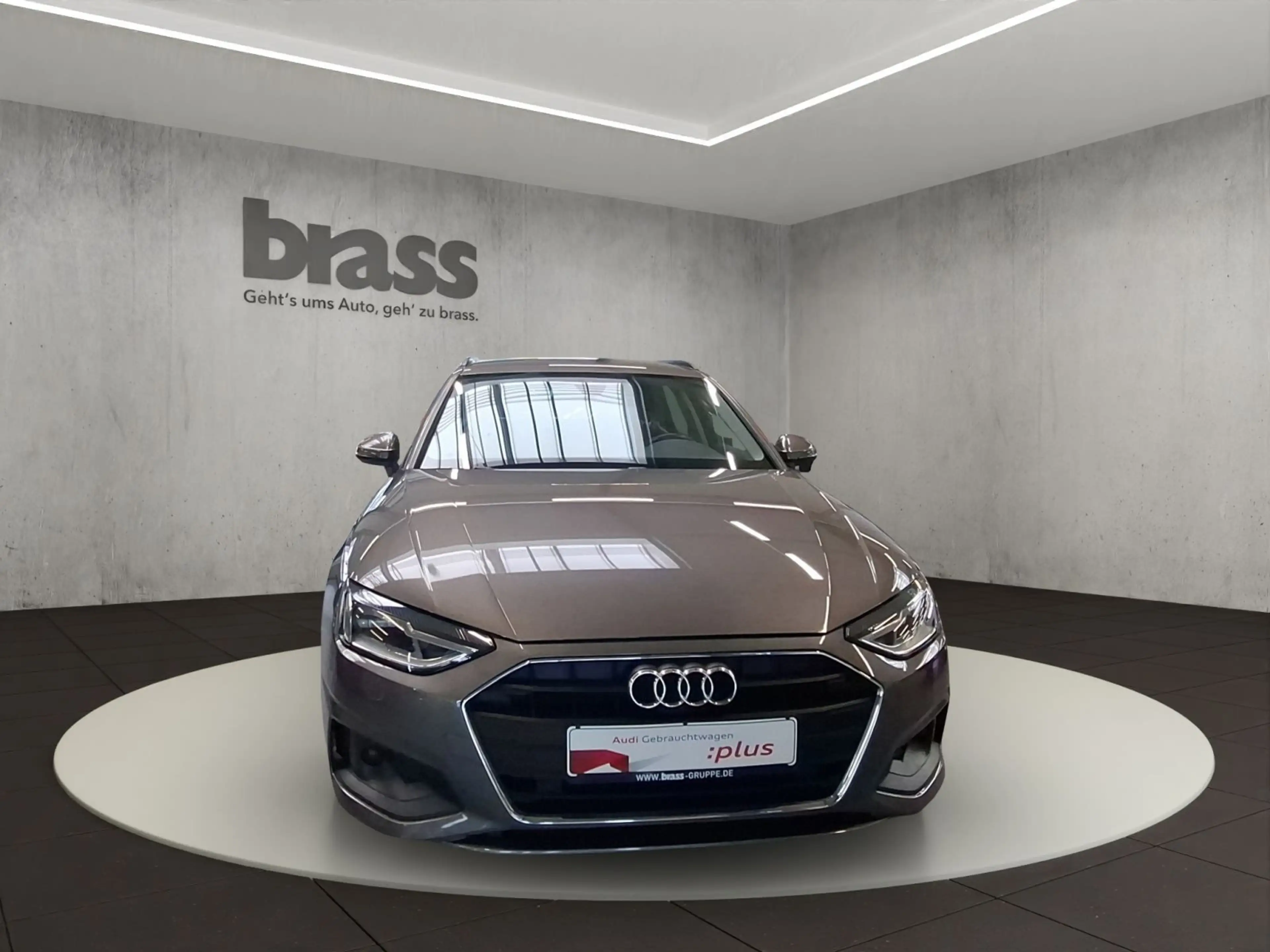 Audi A4 30 TDI 100(136) kW(PS) S tronic — photo 8