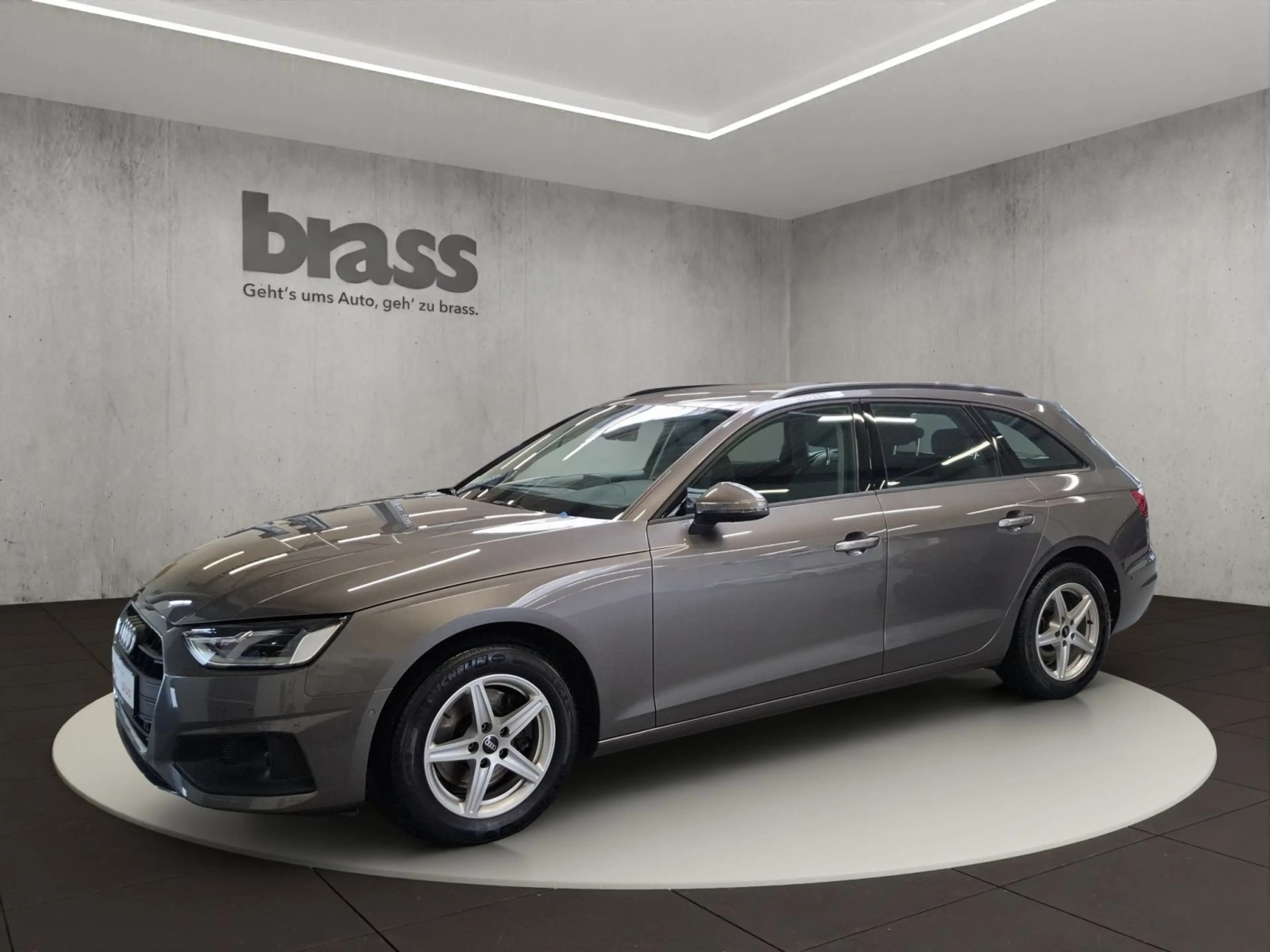 Audi A4 30 TDI 100(136) kW(PS) S tronic