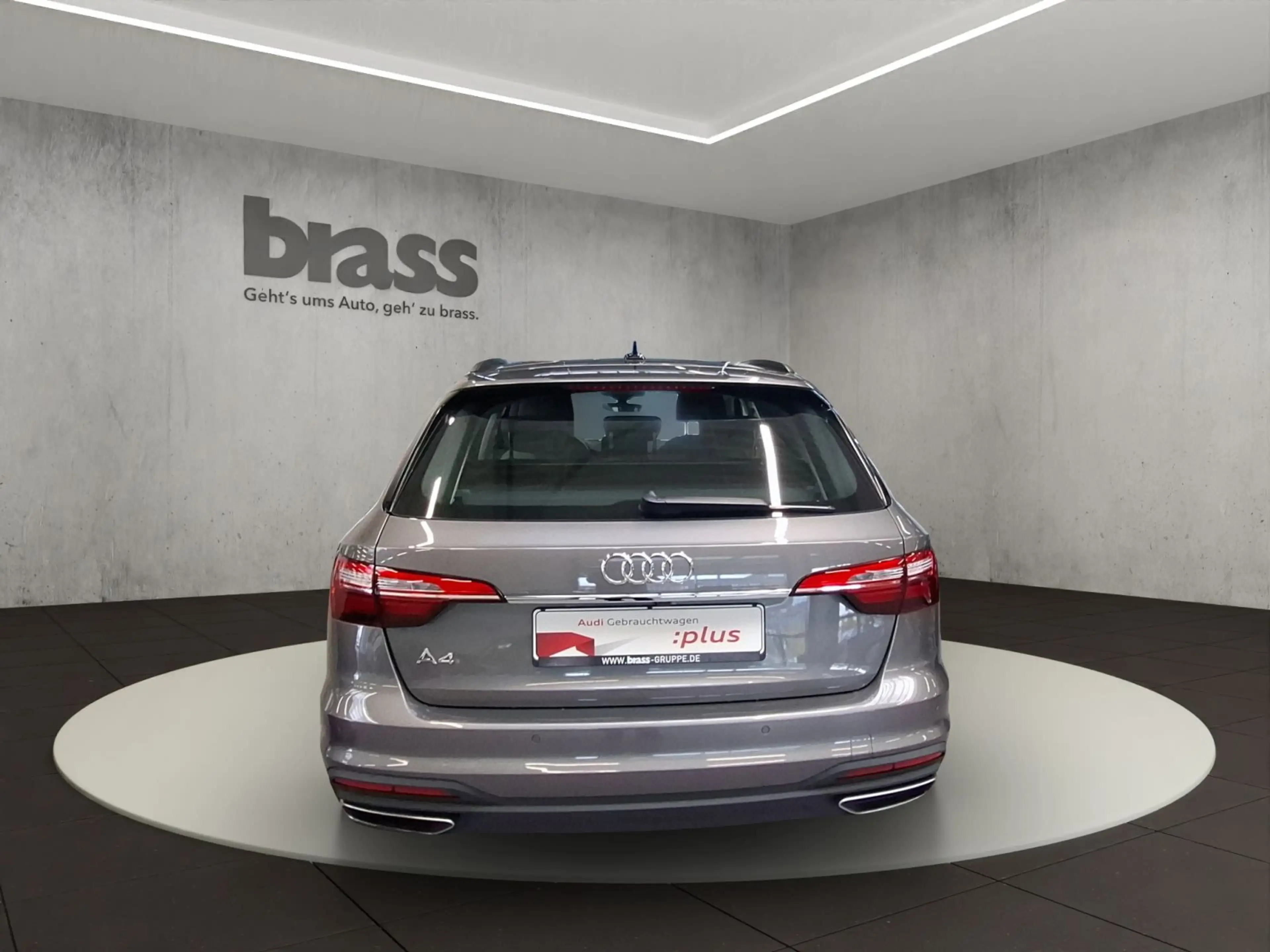 Audi A4 30 TDI 100(136) kW(PS) S tronic — photo 4