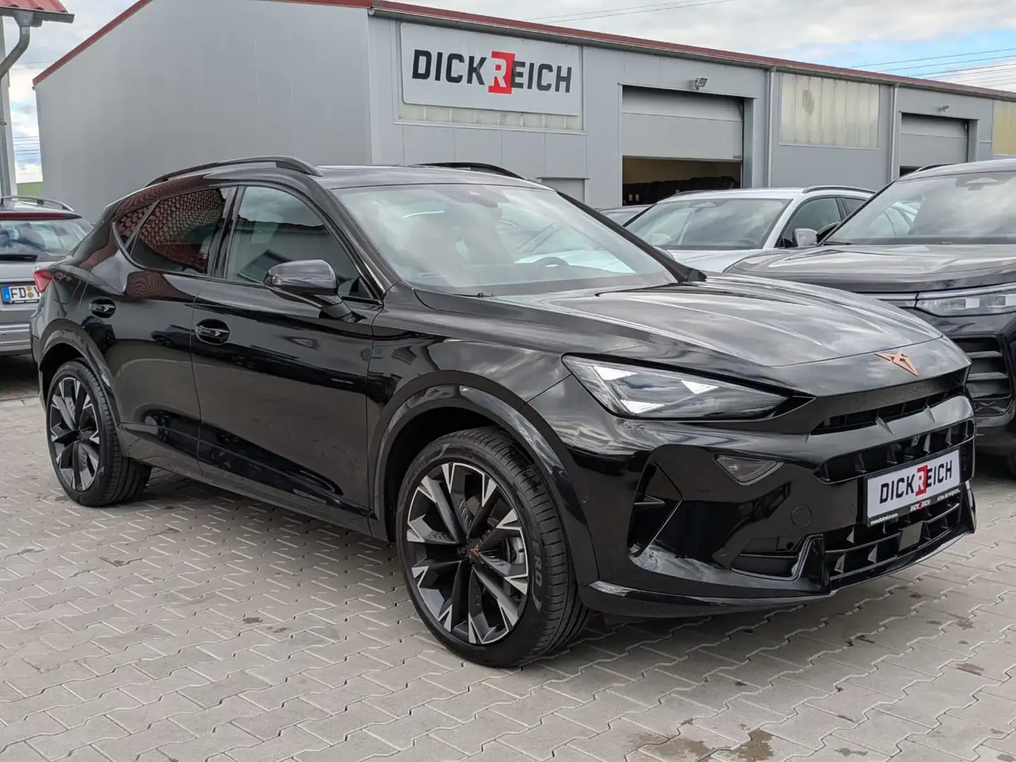 CUPRA Formentor 2.0 TDI PANO*MATRIX*SENNH.*DINAM*360 Schwarz - 1